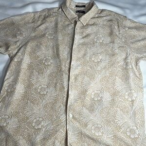 Men’s Cremieux short sleeve shirt